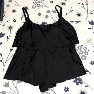 Woman’s Liz Claiborne swim top